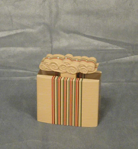 Agarwood Box of Clouds Gathering in the Sky in Urushi Carving