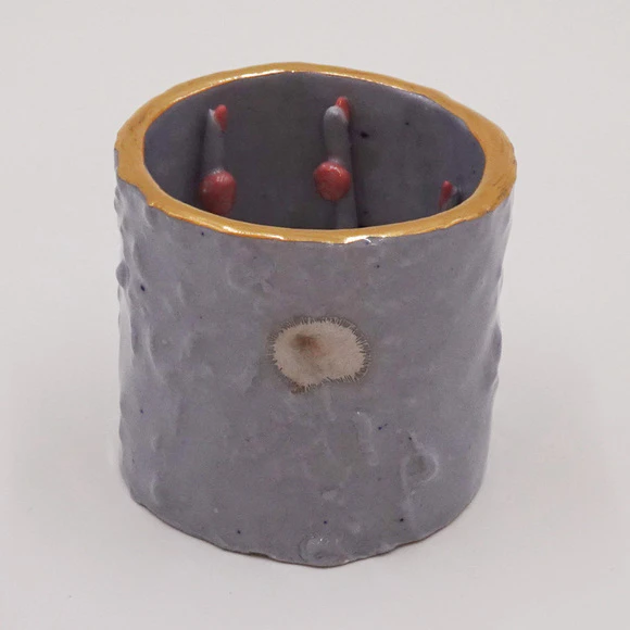 Lid Rest, Reproduction of Plum Bark