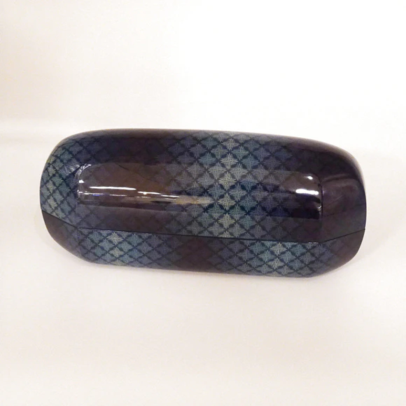 【佐々木正博作品】漆器 果物模様の箱 蓋付き 新品未使用品 佐々木正博作品】漆器 果物模様の箱 蓋付き 工芸品