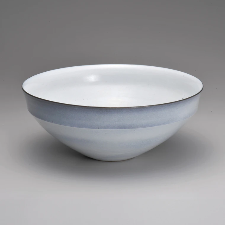 photo Large White Hagi Bowl