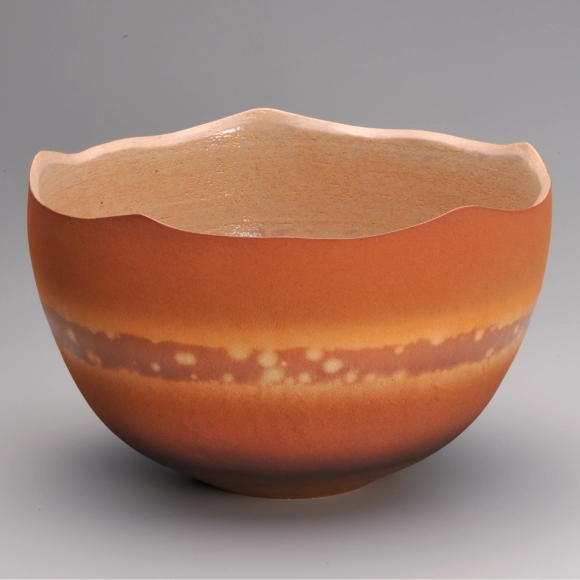 Hagi Flower Vessel with Gohonsai Spots