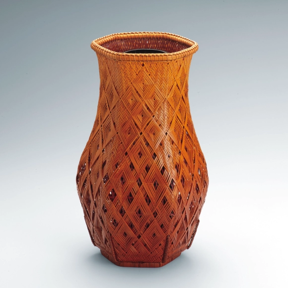 Layered Weave Flower Basket with Diamond Patterns "Glowing Dark Red"