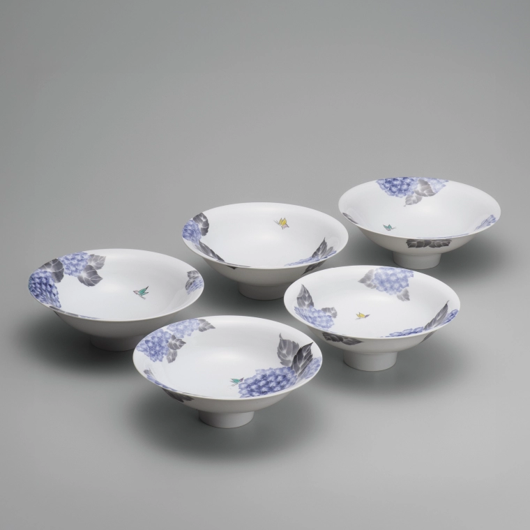 photo 染錦紫陽花蝶文組鉢