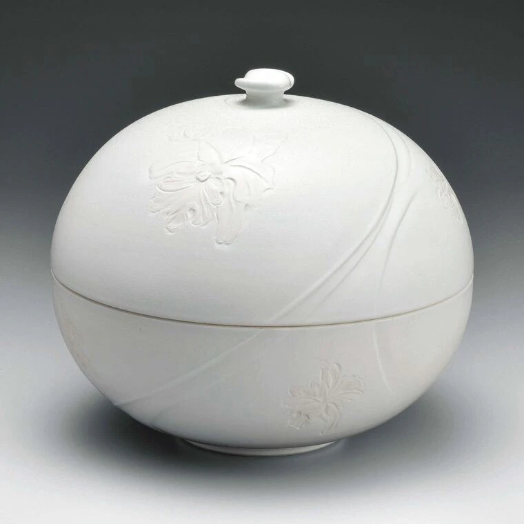 photo Ceramic Box with White Porcelain, Mist Matte Finish and Cattleya Design
