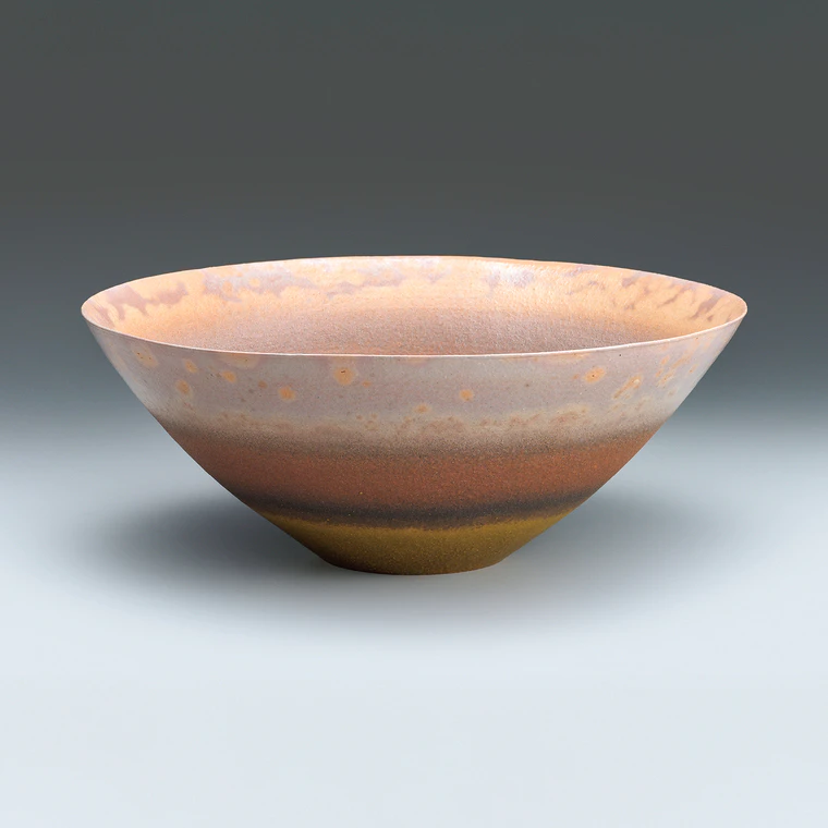 photo Hagi Flower Vessel with Red Mark and Kiln Mutation Effect
