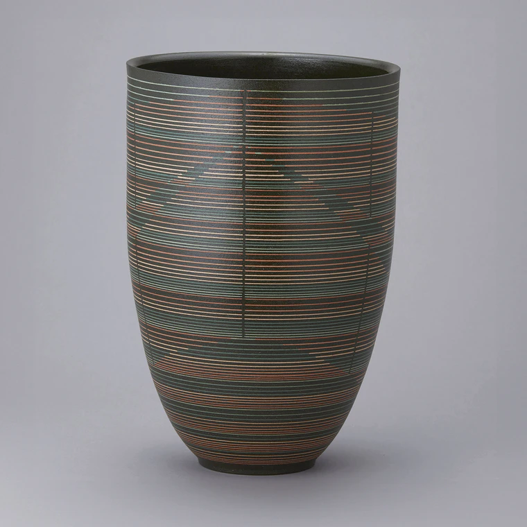 photo Flower Vase with Inlay and Line Design