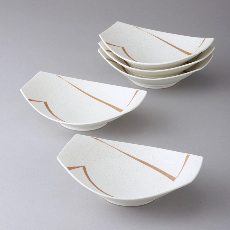 photo White Porcelain Bowl with Inlay
