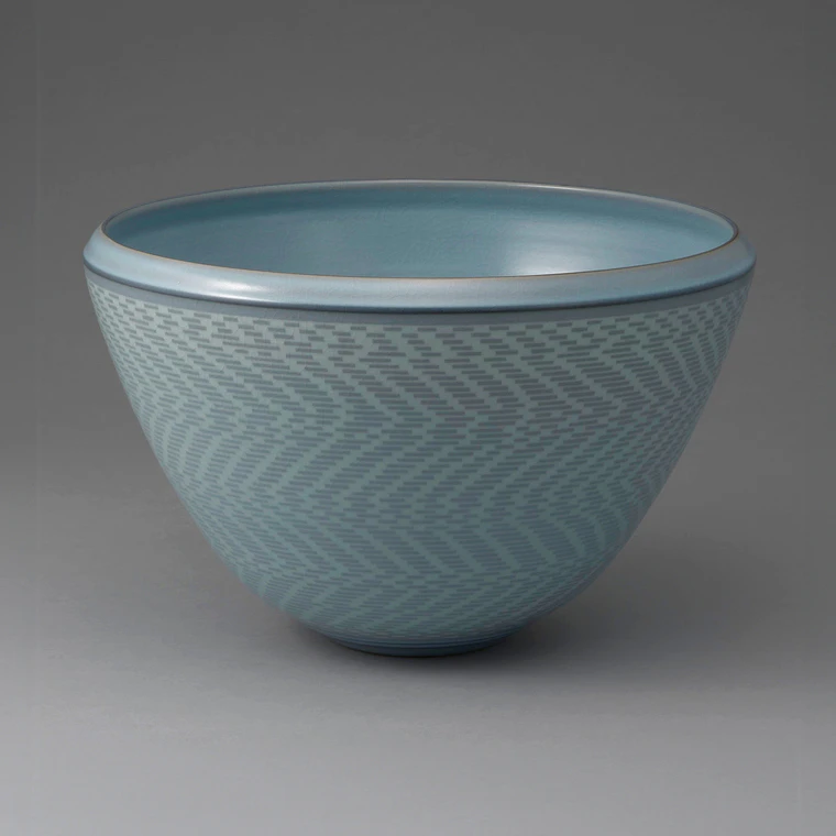 photo Bowl with Celadon Glaze and Inlay Decoration