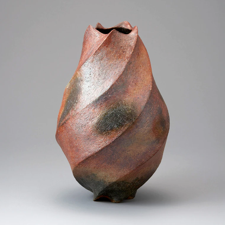 photo Sue-karatsu Flower Vase