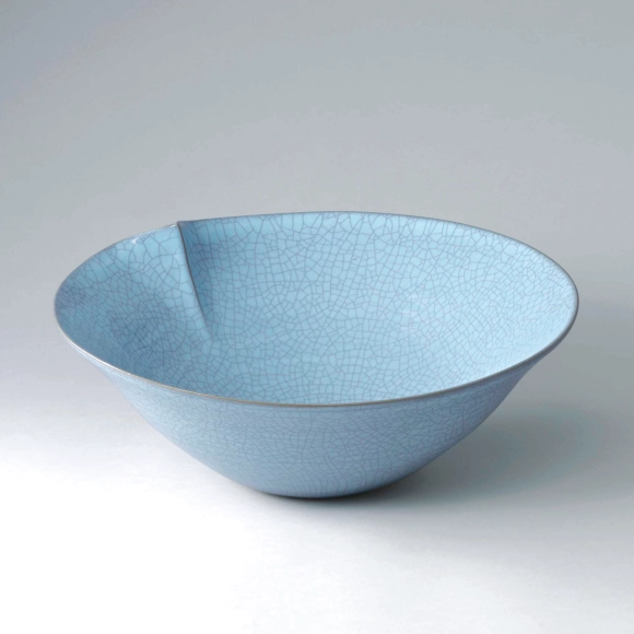 Bowl with celadon glaze
