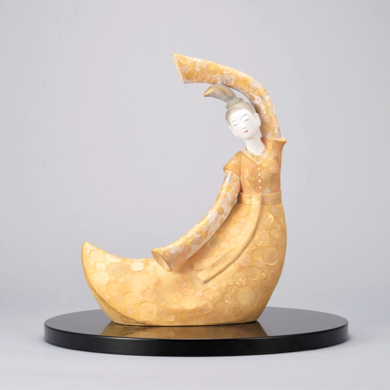 photo Ceramic Sculpture with Polychromy "Moonlight"