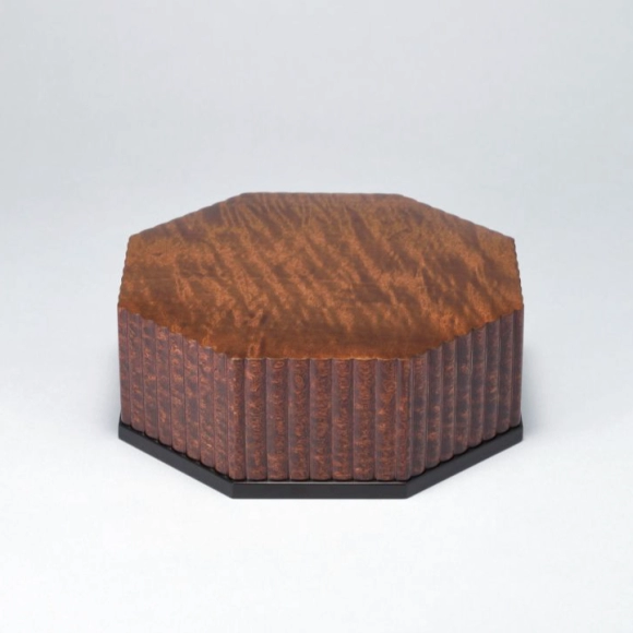 Octagonal Box of Magnolia and Camphor Wood Finished in Wiped Urushi
