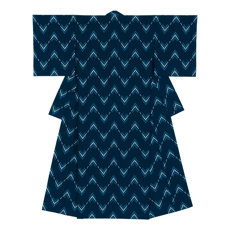 photo Kimono of Kurume Kasuri "Suisei Sanshoku (Sound of Water, Color of Mountains)"