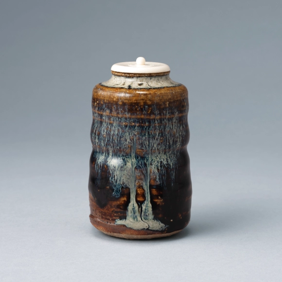 高取肩衝茶入(十五代 亀井味楽)｜ギャラリージャパン