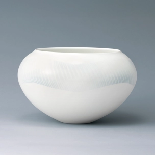 Deep Bowl with Glossy Glaze 