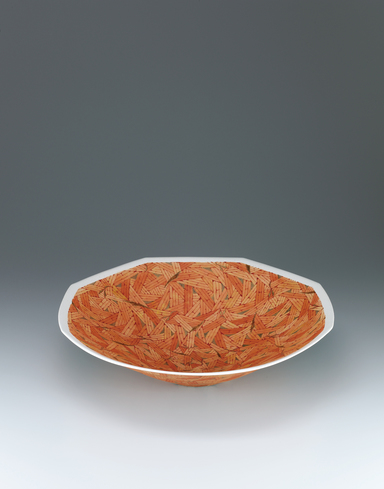 写真：葉紋金彩鉢