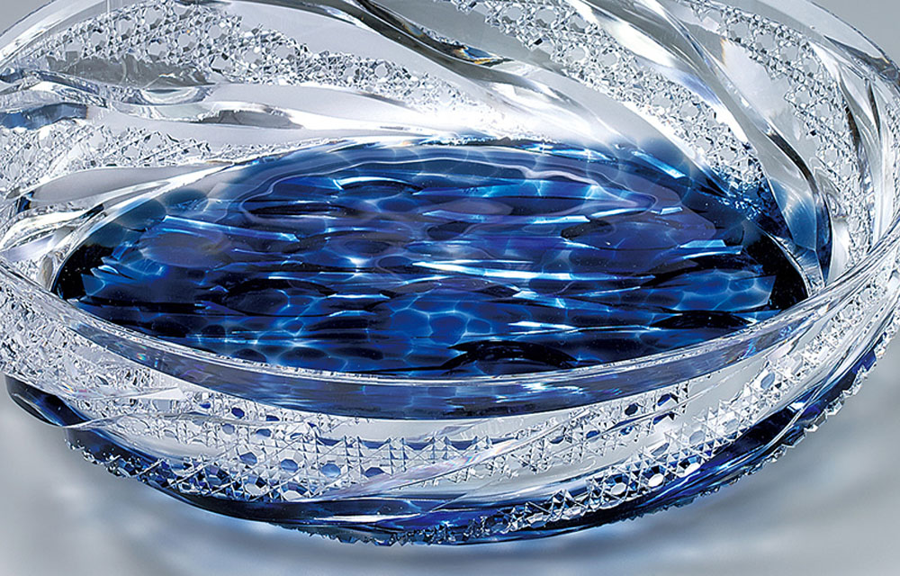 photo Cut glass flat bowl. “Choppy water”